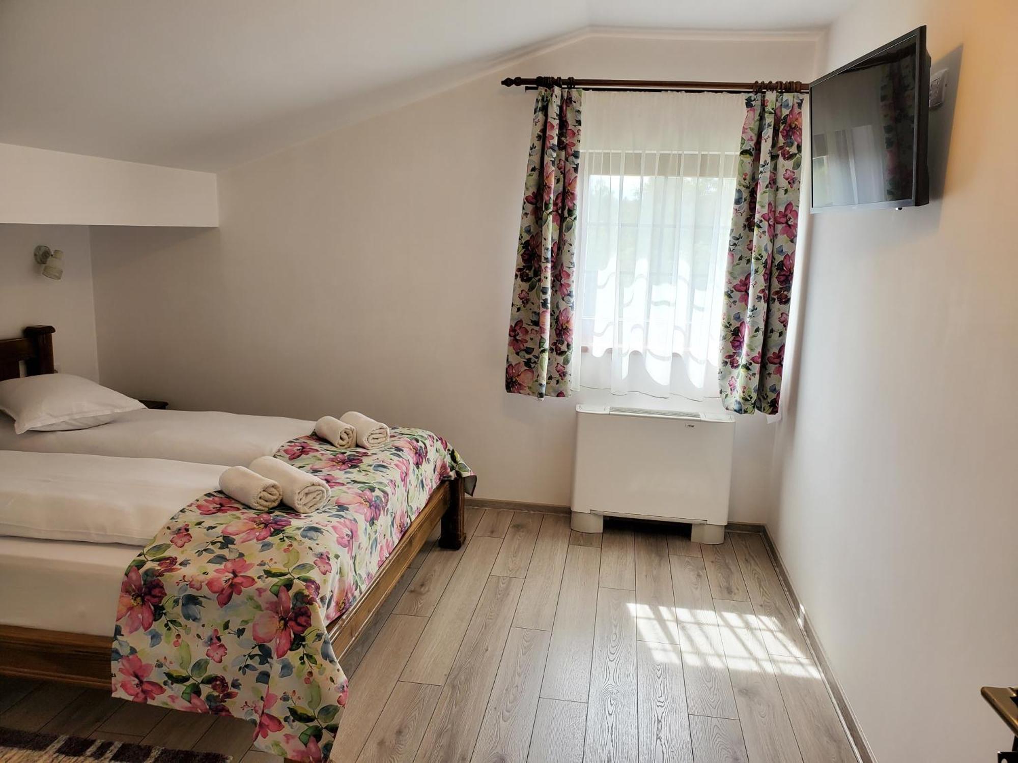 Pensiunea Casa Brancovenilor Sîmbăta de Sus Buitenkant foto